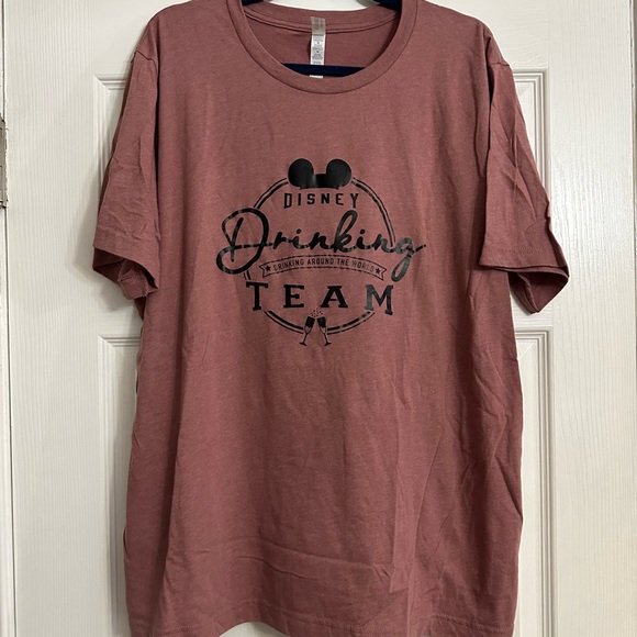 Unisex Disney drinking team tshirt size xl - Picture 1 of 5